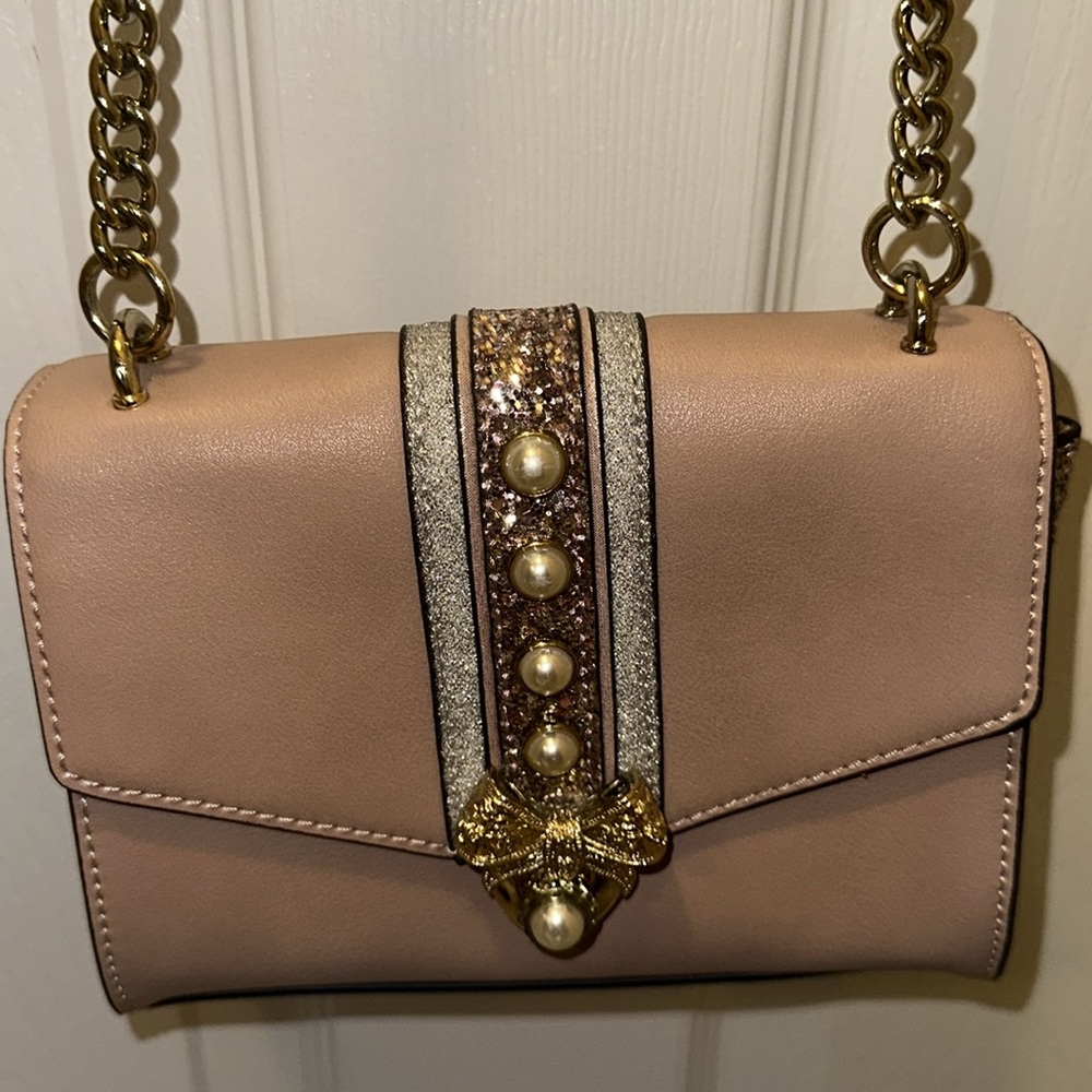 Elegant Pink Chain Shoulder Bag